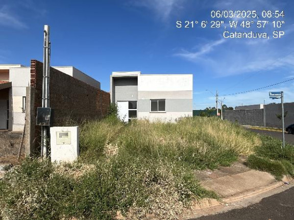 Imóvel Comercial à Venda, 207 m² em Bosque  Larangeiras - Catanduva