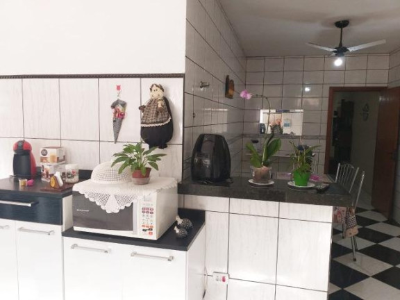 Imagem Casa com 2 Quartos à Venda, 210 m² em Cerejeiras - Atibaia Imagem Casa com 2 Quartos à Venda, 210 m² em Cerejeiras - Atibaia