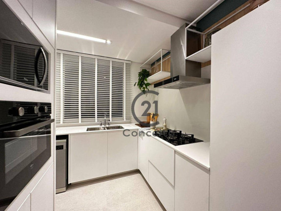Imagem Apartamento com 2 Quartos à Venda, 80 m² em Centro - Florianópolis Imagem Apartamento com 2 Quartos à Venda, 80 m² em Centro - Florianópolis