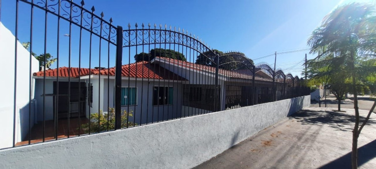Imagem Casa com 2 Quartos à Venda, 170 m² em Conjunto Residencial Branca Vieira - Maringa
