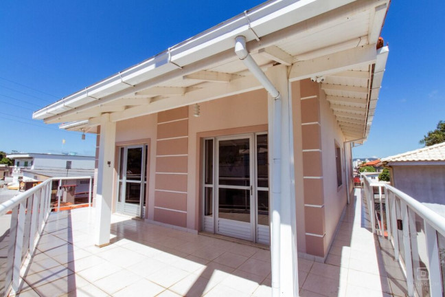 Imagem Casa com 6 Quartos à Venda, 600 m² em Passa Vinte - Palhoça