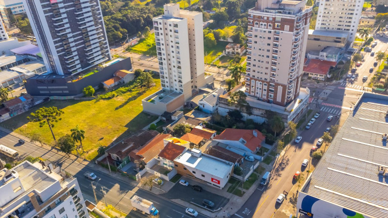 Imagem Terreno à Venda, 343 m² em Cabral - Curitiba Imagem Terreno à Venda, 343 m² em Cabral - Curitiba