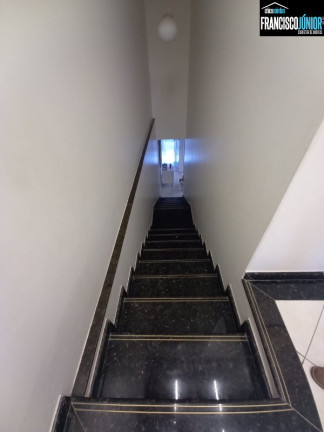 Imagem Casa com 3 Quartos à Venda, 210 m² em Setor Aeroporto - Goiânia