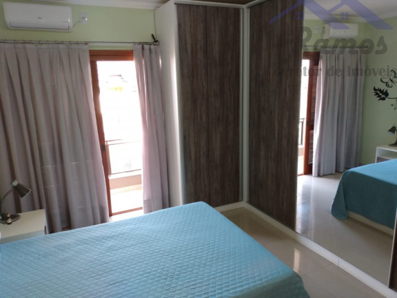 Imagem Imóvel com 3 Quartos à Venda, 136 m² em Guarujá - Porto Alegre