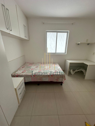 Imagem Casa com 4 Quartos para Alugar, 110 m² em Vila De Abrantes (abrantes) - Camaçari