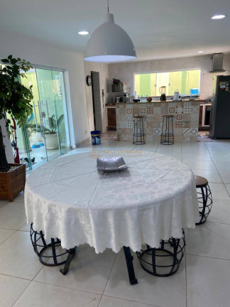 Imagem Casa com 4 Quartos à Venda, 490 m² em Barra De Guaratiba - Rio De Janeiro Imagem Casa com 4 Quartos à Venda, 490 m² em Barra De Guaratiba - Rio De Janeiro