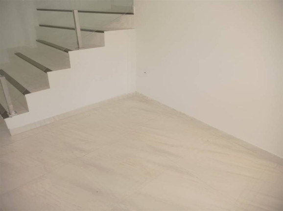 Imagem Sobrado com 2 Quartos à Venda, 50 m² em Quietude - Praia Grande Imagem Sobrado com 2 Quartos à Venda, 50 m² em Quietude - Praia Grande