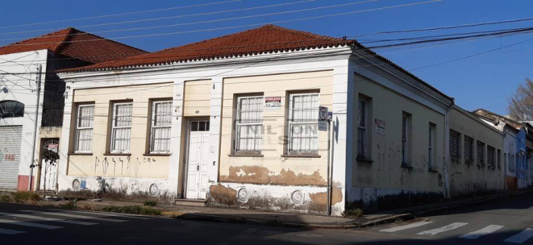 Casa com 7 Quartos à Venda, 280 m² em Centro - Campinas