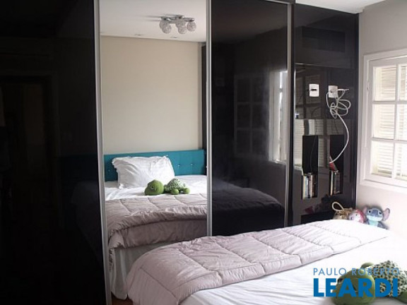 Imagem Sobrado com 4 Quartos à Venda, 350 m² em Osvaldo Cruz - São Caetano Do Sul Imagem Sobrado com 4 Quartos à Venda, 350 m² em Osvaldo Cruz - São Caetano Do Sul