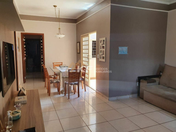 Imagem Casa com 3 Quartos à Venda, 200 m² em Parque Dos Lagos - Ribeirão Preto Imagem Casa com 3 Quartos à Venda, 200 m² em Parque Dos Lagos - Ribeirão Preto