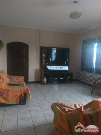 Imagem Casa com 3 Quartos à Venda, 247 m² em Centro - Jacareí Imagem Casa com 3 Quartos à Venda, 247 m² em Centro - Jacareí