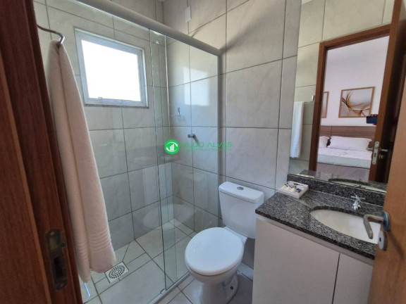 Imagem Casa com 2 Quartos à Venda, 200 m²