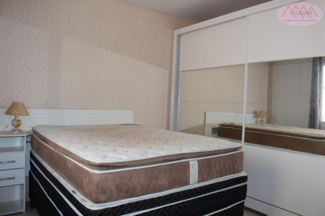 Imagem Sobrado com 4 Quartos à Venda, 90 m² em Condominio - Salto