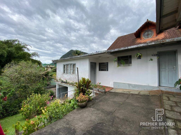 Imagem Casa com 3 Quartos à Venda, 200 m² em Alto - Teresópolis Imagem Casa com 3 Quartos à Venda, 200 m² em Alto - Teresópolis
