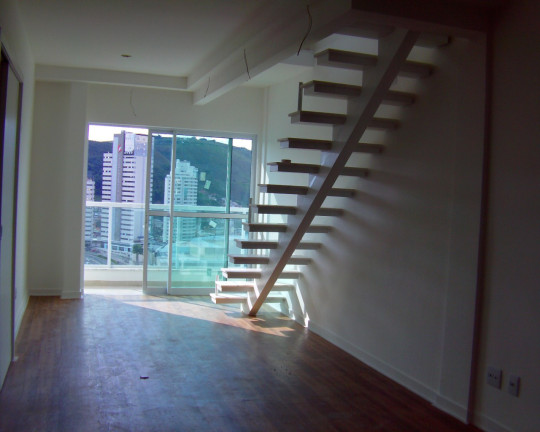 Imóvel com 4 Quartos à Venda, 250 m² em Jardim Liú - Juiz De Fora