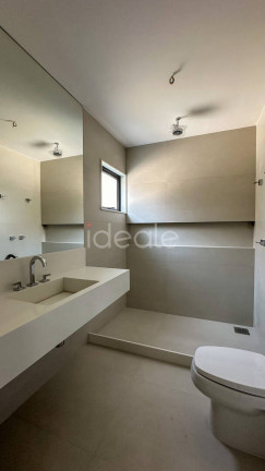Imagem Casa de Condomínio com 5 Quartos à Venda,  em Barra Da Tijuca - Rio De Janeiro
