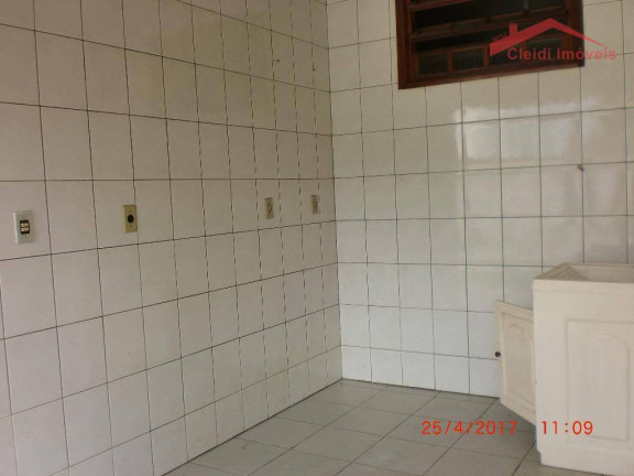 Imagem Casa com 3 Quartos para Alugar, 170 m² em Costa E Silva - Joinville Imagem Casa com 3 Quartos para Alugar, 170 m² em Costa E Silva - Joinville