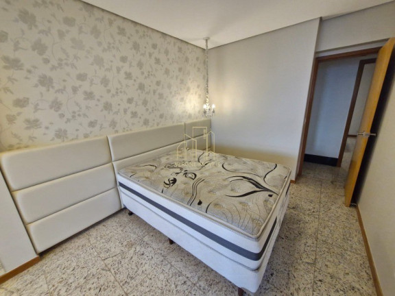 Imagem Imóvel com 4 Quartos à Venda, 224 m² em Jardim Apipema - Salvador Imagem Imóvel com 4 Quartos à Venda, 224 m² em Jardim Apipema - Salvador