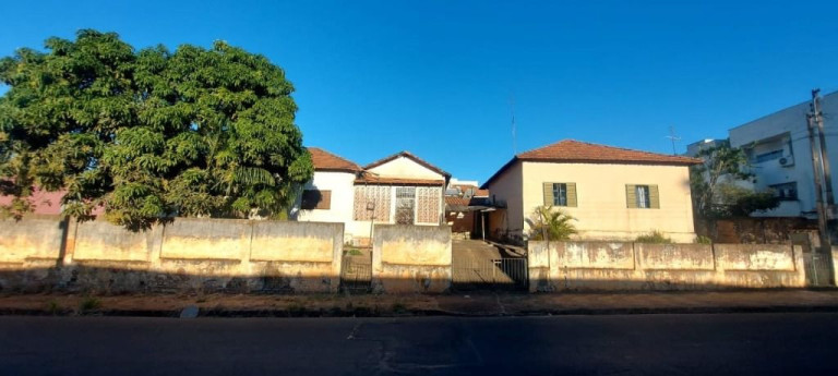 Imagem Casa com 4 Quartos à Venda, 171 m² em Vila Santa Catarina - Americana Imagem Casa com 4 Quartos à Venda, 171 m² em Vila Santa Catarina - Americana