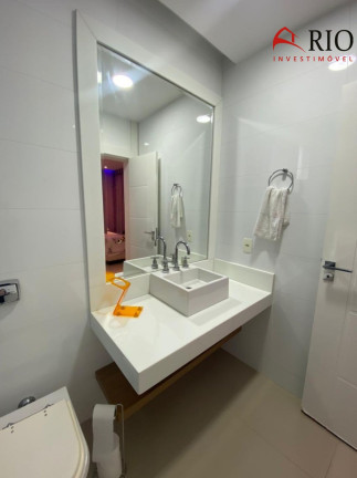 Imagem Casa com 5 Quartos à Venda, 640 m² em Barra Da Tijuca - Rio De Janeiro