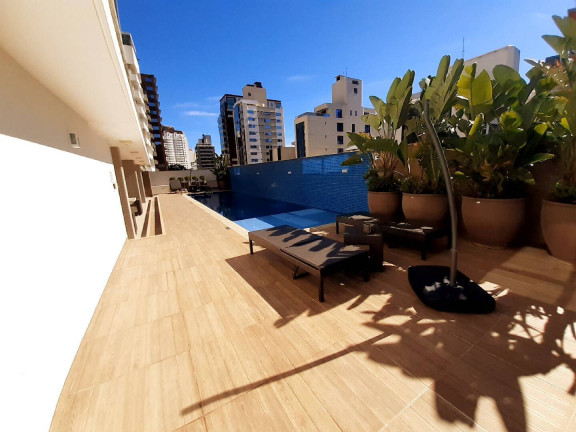 Imagem Apartamento com 2 Quartos à Venda, 85 m² em Centro - Florianópolis Imagem Apartamento com 2 Quartos à Venda, 85 m² em Centro - Florianópolis