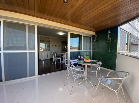 Imagem Imóvel com 3 Quartos à Venda, 205 m² em Bento Ferreira - Vitória Imagem Imóvel com 3 Quartos à Venda, 205 m² em Bento Ferreira - Vitória