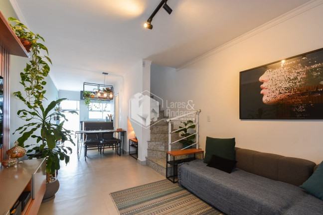 Imagem Casa com 2 Quartos à Venda, 125 m² em Jardim Aeroporto - São Paulo Imagem Casa com 2 Quartos à Venda, 125 m² em Jardim Aeroporto - São Paulo