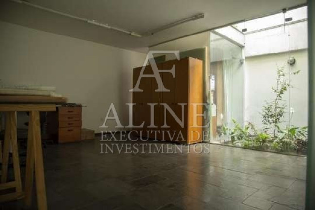 Imagem Sobrado com 4 Quartos à Venda, 200 m² em Indianópolis - São Paulo Imagem Sobrado com 4 Quartos à Venda, 200 m² em Indianópolis - São Paulo
