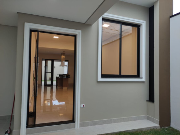Imagem Casa com 3 Quartos à Venda, 250 m² em Villa Branca - Jacareí Imagem Casa com 3 Quartos à Venda, 250 m² em Villa Branca - Jacareí