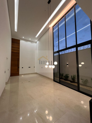 Imagem Casa com 4 Quartos à Venda, 224 m² em Residencial Vereda Dos Buritis - Goiânia