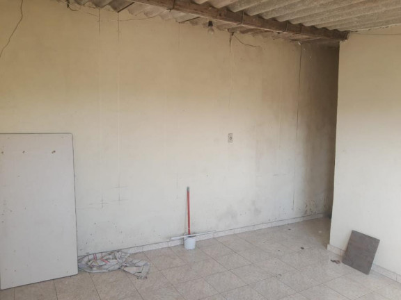 Imagem Casa com 4 Quartos à Venda, em Campo Grande - Rio De Janeiro Imagem Casa com 4 Quartos à Venda, em Campo Grande - Rio De Janeiro