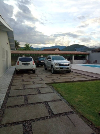 Imagem Casa com 4 Quartos à Venda, 900 m² em Jardim Carolina - Ubatuba Imagem Casa com 4 Quartos à Venda, 900 m² em Jardim Carolina - Ubatuba