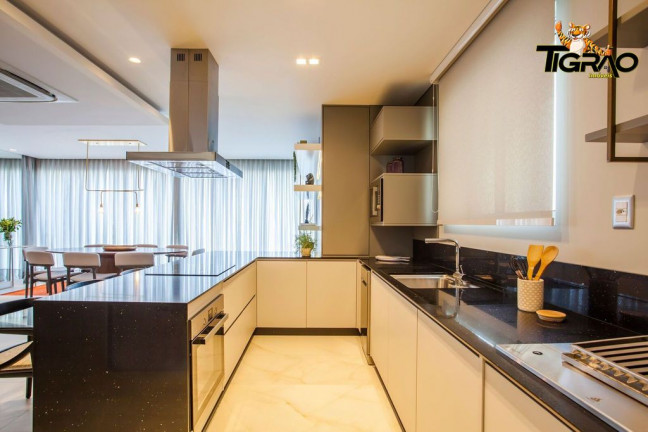 Imagem Apartamento com 3 Quartos à Venda, 167 m² em Centro - Balneário Camboriú Imagem Apartamento com 3 Quartos à Venda, 167 m² em Centro - Balneário Camboriú