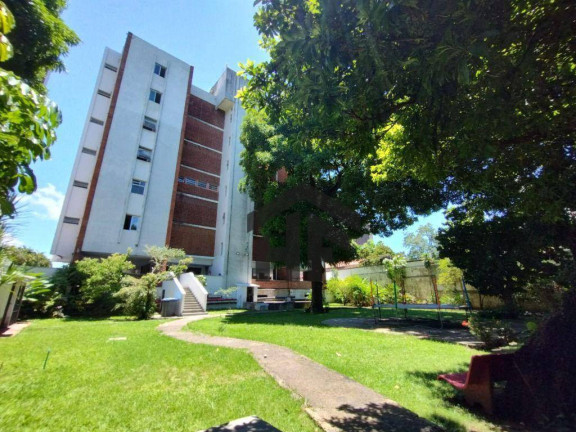 Imagem Apartamento com 3 Quartos à Venda, 200 m² em Casa Forte - Recife