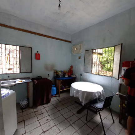Imagem Casa com 6 Quartos à Venda, 200 m² em Santo Antônio  - Manaus