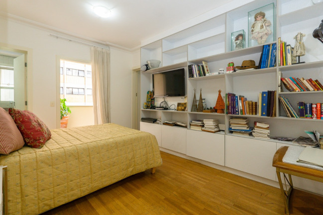 Imagem Apartamento com 3 Quartos à Venda, 210 m² em Moema - São Paulo