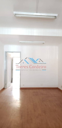 Imagem Sobrado com 2 Quartos para Alugar, 150 m² em Jardim Peri Peri - São Paulo