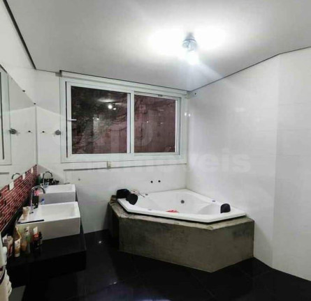 Imagem Casa com 3 Quartos à Venda, 700 m² em Alpes Dos Araçás (jordanésia) - Cajamar Imagem Casa com 3 Quartos à Venda, 700 m² em Alpes Dos Araçás (jordanésia) - Cajamar