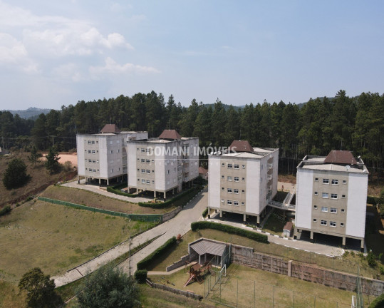 Imagem Imóvel com 2 Quartos à Venda, 63 m² em Região Do Céu Azul - Campos Do Jordão