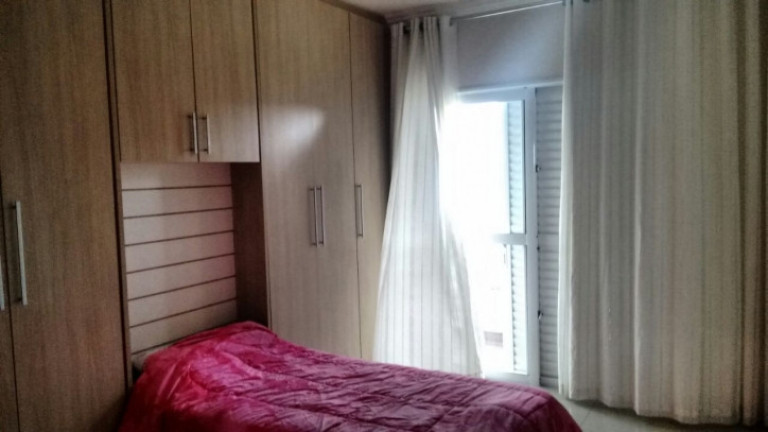 Imagem Sobrado com 3 Quartos à Venda, 150 m² em Jd. Santo Antônio - Osasco