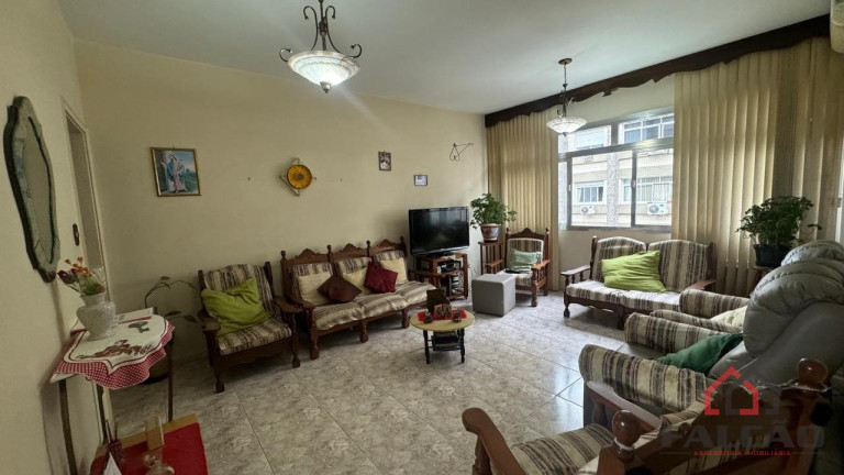 Imagem Apartamento com 2 Quartos à Venda, 124 m² em Gonzaga - Santos