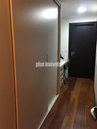 Imagem Apartamento com 3 Quartos à Venda ou Locação, 220 m² em Panamby - São Paulo Imagem Apartamento com 3 Quartos à Venda ou Locação, 220 m² em Panamby - São Paulo