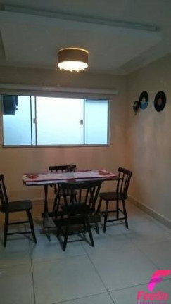 Imagem Casa com 7 Quartos à Venda, 484 m² em Armação - Florianópolis Imagem Casa com 7 Quartos à Venda, 484 m² em Armação - Florianópolis