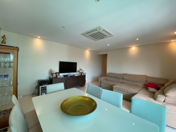 Imóvel com 2 Quartos à Venda, 129 m² em Embaré - Santos