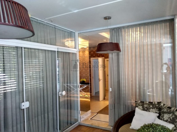 Imagem Apartamento com 3 Quartos à Venda, 110 m² em Centro - Balneário Camboriú Imagem Apartamento com 3 Quartos à Venda, 110 m² em Centro - Balneário Camboriú