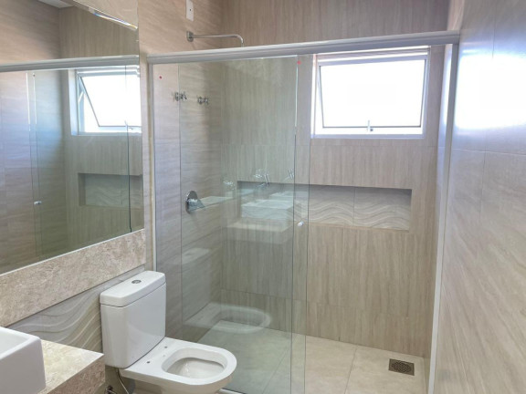 Imagem Casa com 3 Quartos à Venda, 375 m² em Jardim Itália - Cuiabá