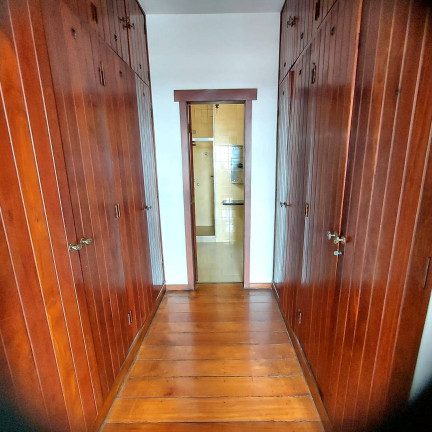 Imagem Casa com 3 Quartos à Venda, 700 m² em Ouro Preto - Belo Horizonte Imagem Casa com 3 Quartos à Venda, 700 m² em Ouro Preto - Belo Horizonte