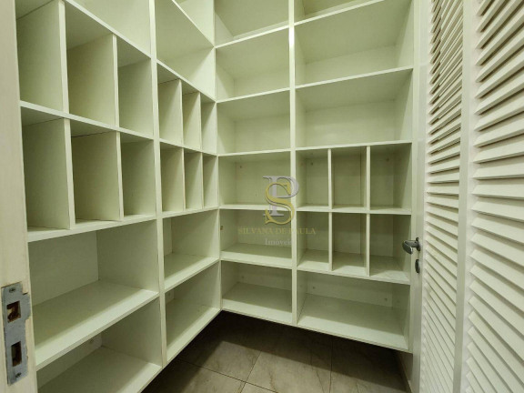 Imagem Casa com 4 Quartos à Venda, 650 m² em Serra Da Cantareira - Mairiporã Imagem Casa com 4 Quartos à Venda, 650 m² em Serra Da Cantareira - Mairiporã