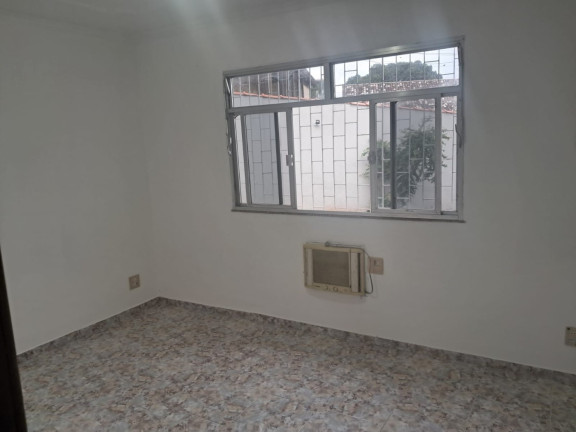 Imagem Casa com 3 Quartos à Venda, 600 m² em Campo Grande - Rio De Janeiro