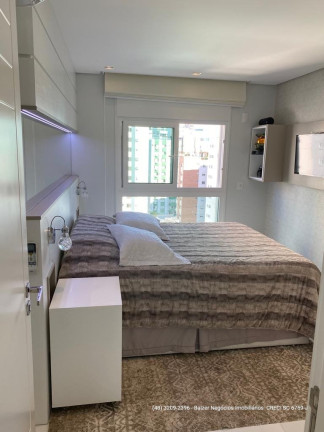 Imagem Apartamento com 2 Quartos à Venda, 223 m² em Agronômica - Florianópolis